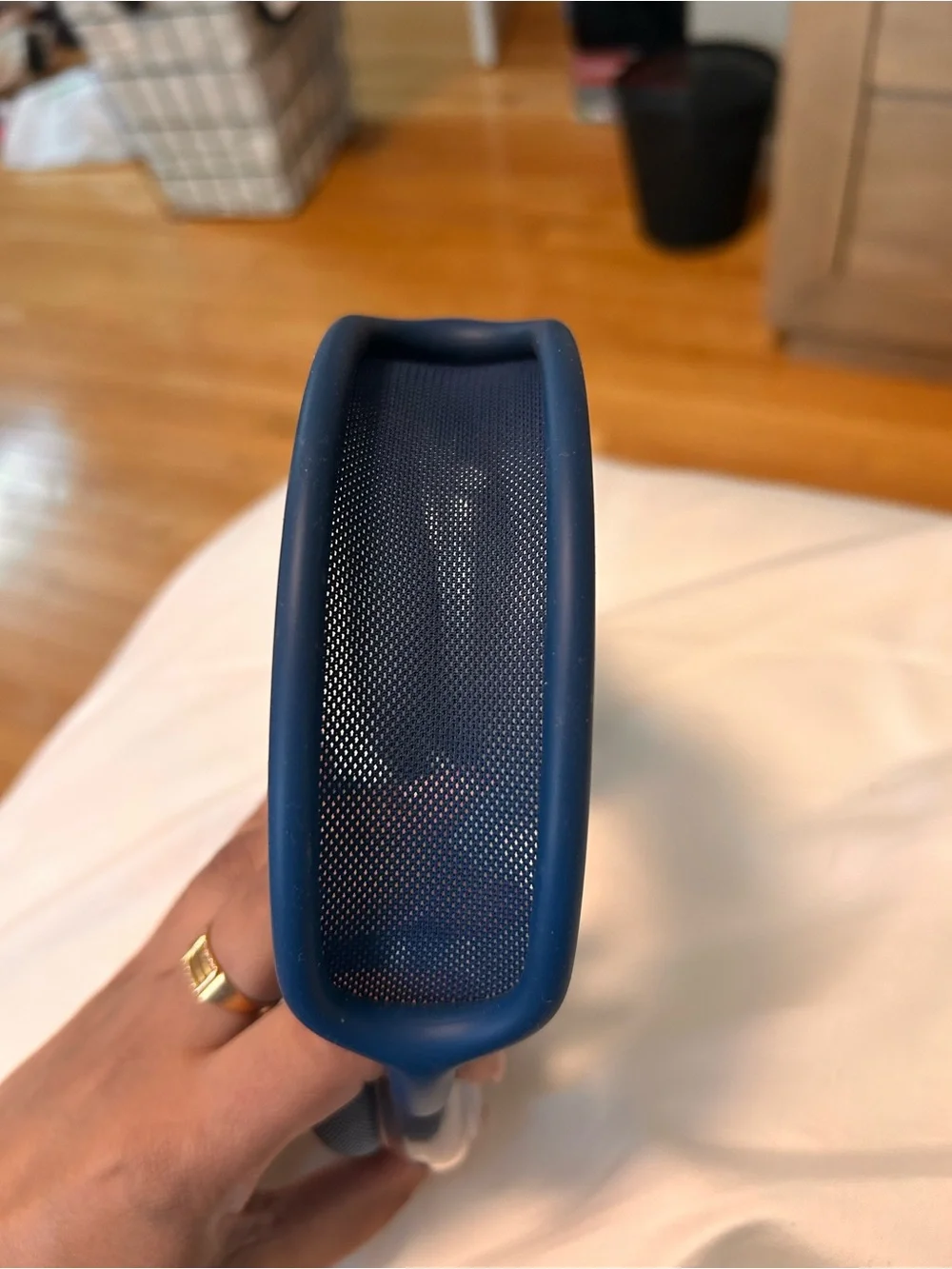 Apple Over-Ear Headphones in Navy Blue with Smart Case